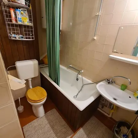Apartment Retro